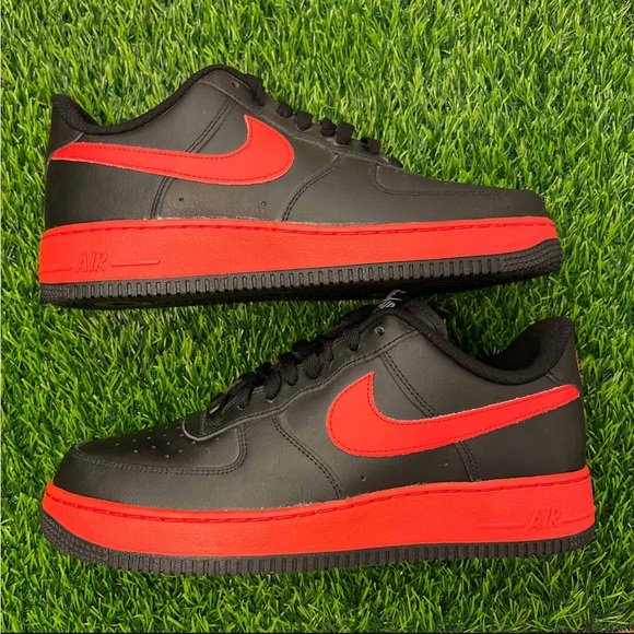 Nike Air Force 1 Low Nike By You ID Black Red Bred - Picture 2 of 9
